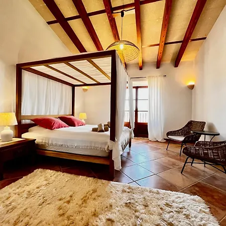 Reina De La Isla Holiday home Felanitx